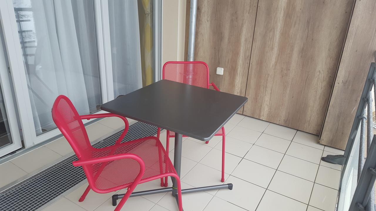 ריימס Residence Seniors Domitys Les Hautes Feuilles מראה חיצוני תמונה